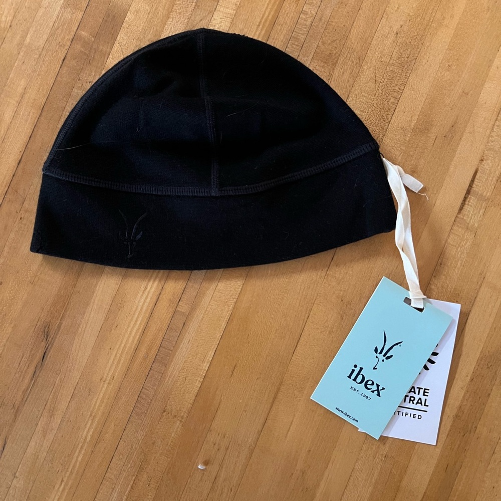 Ibex Shak Merino Wool Beanie Black Ponti Knit | One Size - Picture 2 of 5